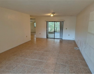 9731 Sw 200th Court - Photo Thumbnail 3