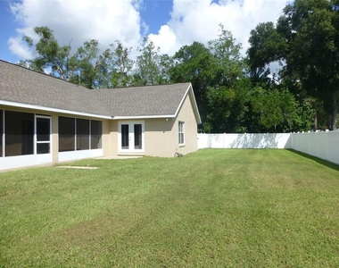1311 Se 39th Court - Photo Thumbnail 18