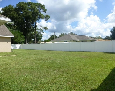 1311 Se 39th Court - Photo Thumbnail 22
