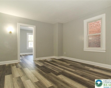 35 N 7th - Photo Thumbnail 9