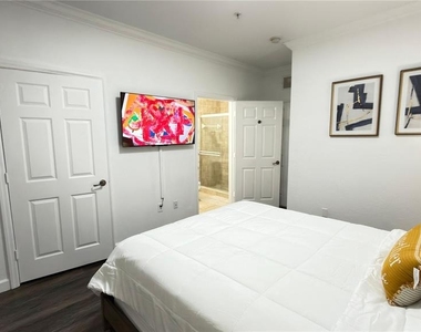1301 Tuscan Terrace - Photo Thumbnail 33
