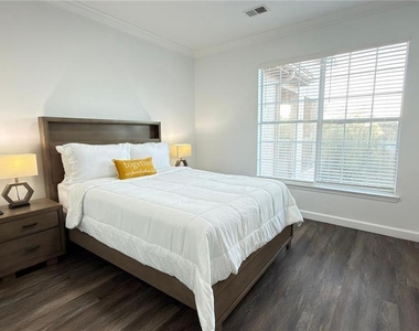 1301 Tuscan Terrace - Photo Thumbnail 18