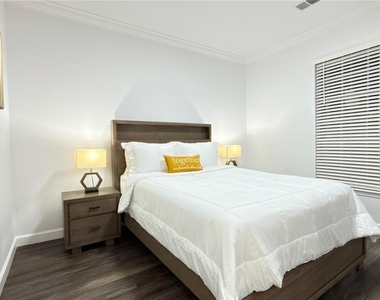 1301 Tuscan Terrace - Photo Thumbnail 44