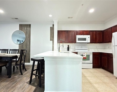 1301 Tuscan Terrace - Photo Thumbnail 12