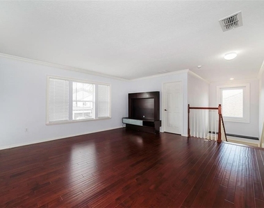 10124 Malpas Point - Photo Thumbnail 21