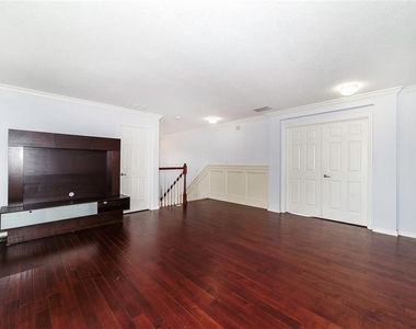 10124 Malpas Point - Photo Thumbnail 26