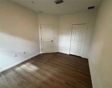1209 Southstation Place - Photo Thumbnail 8