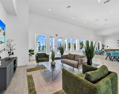 395 Famagusta Drive - Photo Thumbnail 33