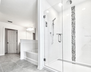 924 Avenal Lane - Photo Thumbnail 21