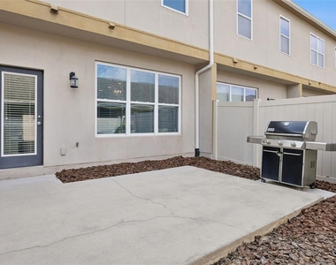 7242 Serenity Bend - Photo Thumbnail 22