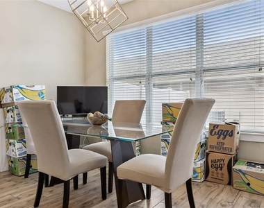 7242 Serenity Bend - Photo Thumbnail 12