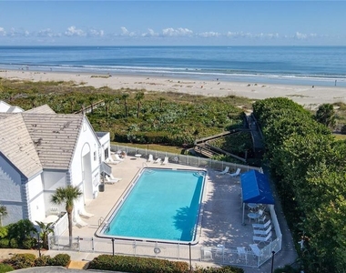 608 Beach Park Lane - Photo Thumbnail 39