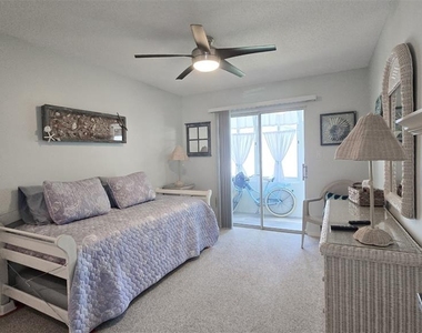 608 Beach Park Lane - Photo Thumbnail 26