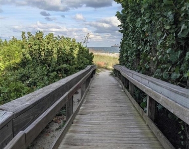 608 Beach Park Lane - Photo Thumbnail 45