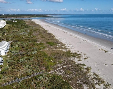 608 Beach Park Lane - Photo Thumbnail 34