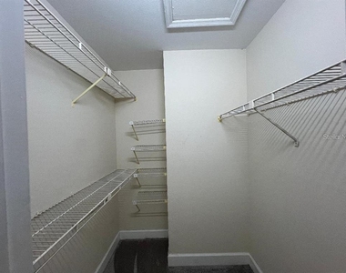 940 Douglas Avenue - Photo Thumbnail 9