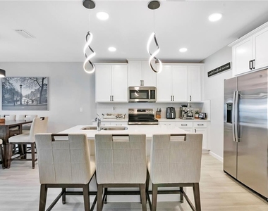 14808 Harvest Street - Photo Thumbnail 2