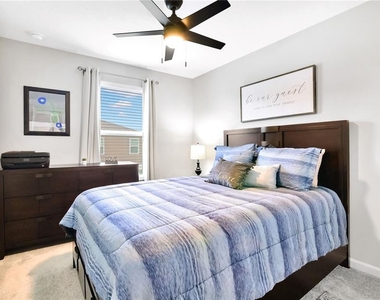 14808 Harvest Street - Photo Thumbnail 11