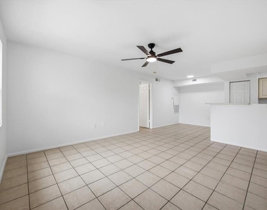3028 Parkway Boulevard - Photo Thumbnail 7