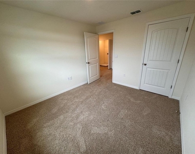 17085 Water Spring Boulevard - Photo Thumbnail 20
