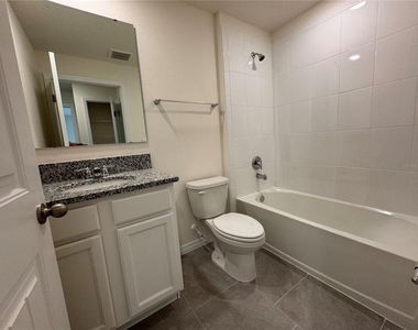 17085 Water Spring Boulevard - Photo Thumbnail 21