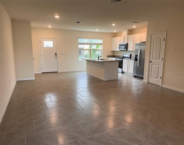 17085 Water Spring Boulevard - Photo Thumbnail 4