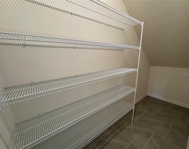 17085 Water Spring Boulevard - Photo Thumbnail 10