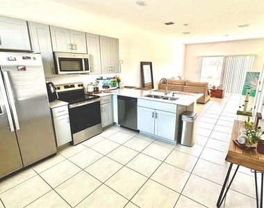 3322 Composition Street - Photo Thumbnail 2