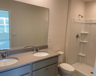 3057 Canary Avenue - Photo Thumbnail 16