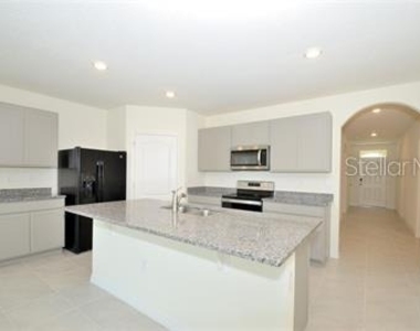 2343 Canyon Oak Drive - Photo Thumbnail 4