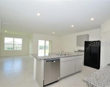 2343 Canyon Oak Drive - Photo Thumbnail 5
