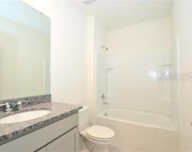 2343 Canyon Oak Drive - Photo Thumbnail 7