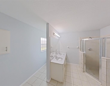 7750 Sw 100th Street - Photo Thumbnail 5