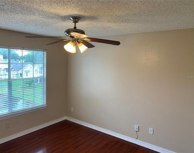 2550 N Alafaya Trail - Photo Thumbnail 5