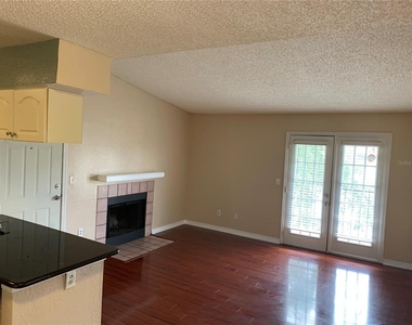 2550 N Alafaya Trail - Photo Thumbnail 1