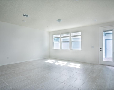 4580 Maple Waltz Alley - Photo Thumbnail 5