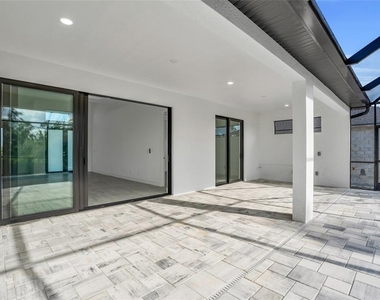 9108 Santa Lucia Drive - Photo Thumbnail 10