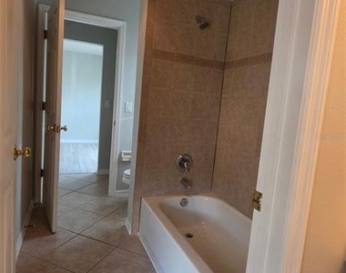 14432 Pleach Street - Photo Thumbnail 6