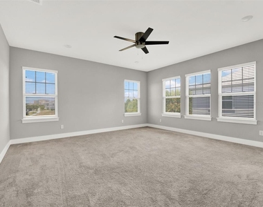 7653 Nemours Parkway - Photo Thumbnail 15