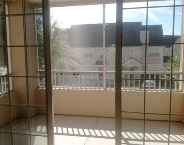 6663 Queens Borough Avenue - Photo Thumbnail 10