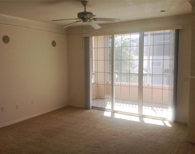 6663 Queens Borough Avenue - Photo Thumbnail 9