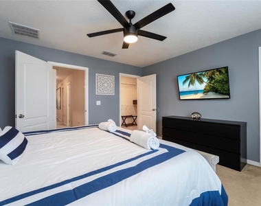 269 Primrose Drive - Photo Thumbnail 2