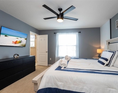 269 Primrose Drive - Photo Thumbnail 3