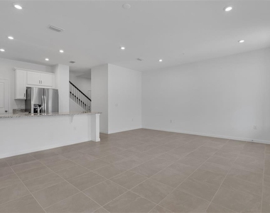 3239 Gardenia Reserve St - Photo Thumbnail 4