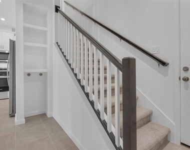 3239 Gardenia Reserve St - Photo Thumbnail 9