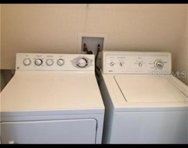 18001 Richmond Place Drive - Photo Thumbnail 6