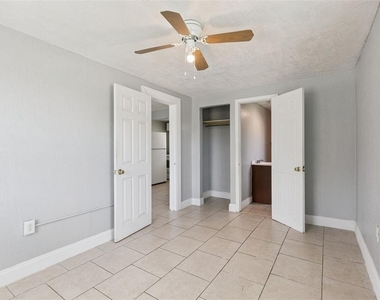 320 Dummitt Avenue - Photo Thumbnail 12