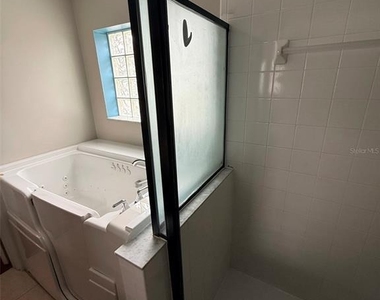 917 Marquee Drive - Photo Thumbnail 9
