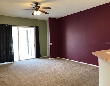 2673 Chatham Circle - Photo Thumbnail 8