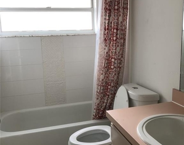 2673 Chatham Circle - Photo Thumbnail 9